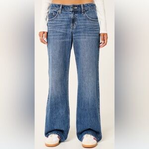 Hollister Low-Rise Dark Wash Baggy Jeans